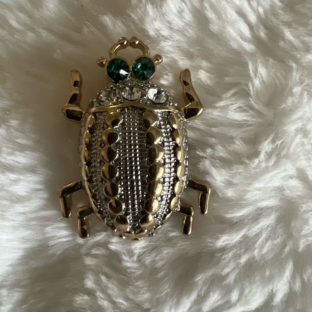 Gold Tone Rhinestone Beetle Bug Brooch Green Crystal Eyes Statement Pin